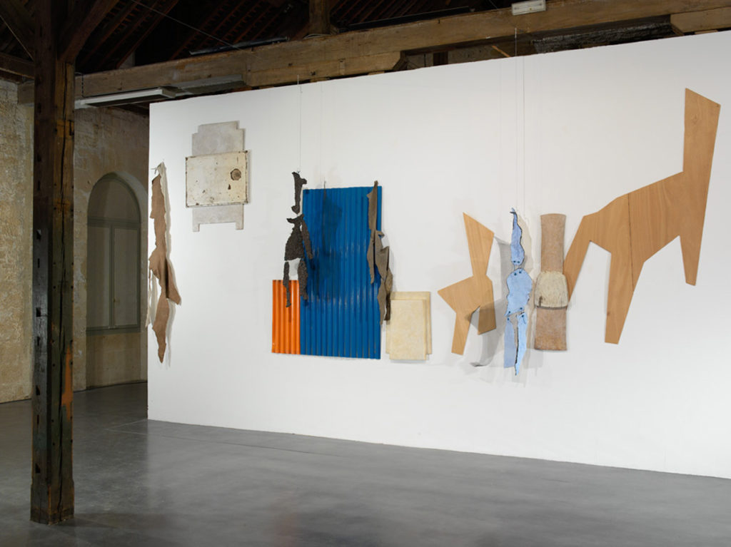 Cortège des transfigurations et des déchéances, Ghislaine Vappereau, exposition La machinerie du réel, L’Arsenal Musée de Soissons, 2010