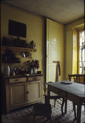 Installation, Ghislaine Vappereau, usine Palikao, Paris, 1982